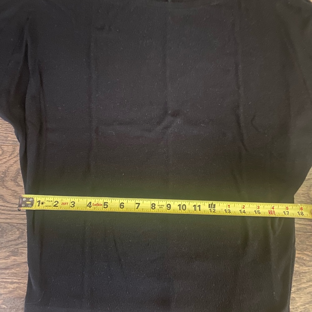 ๐ค3/$10 Batwing sweater - Picture 6 of 7
